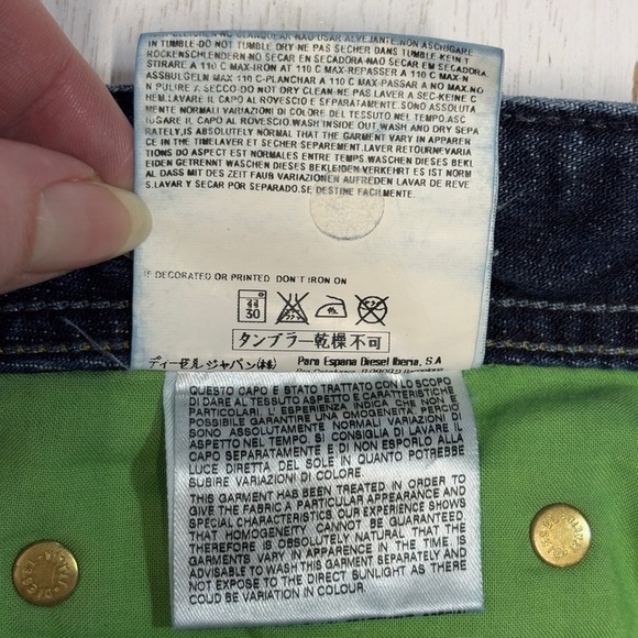 Diesel Zathan 38 x 32 Blue Jeans Lightly Distressed - Picture 5 of 9